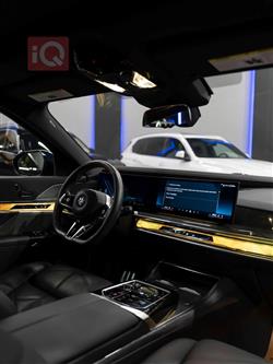 بی ئێم دەبڵیو سیریەس 7